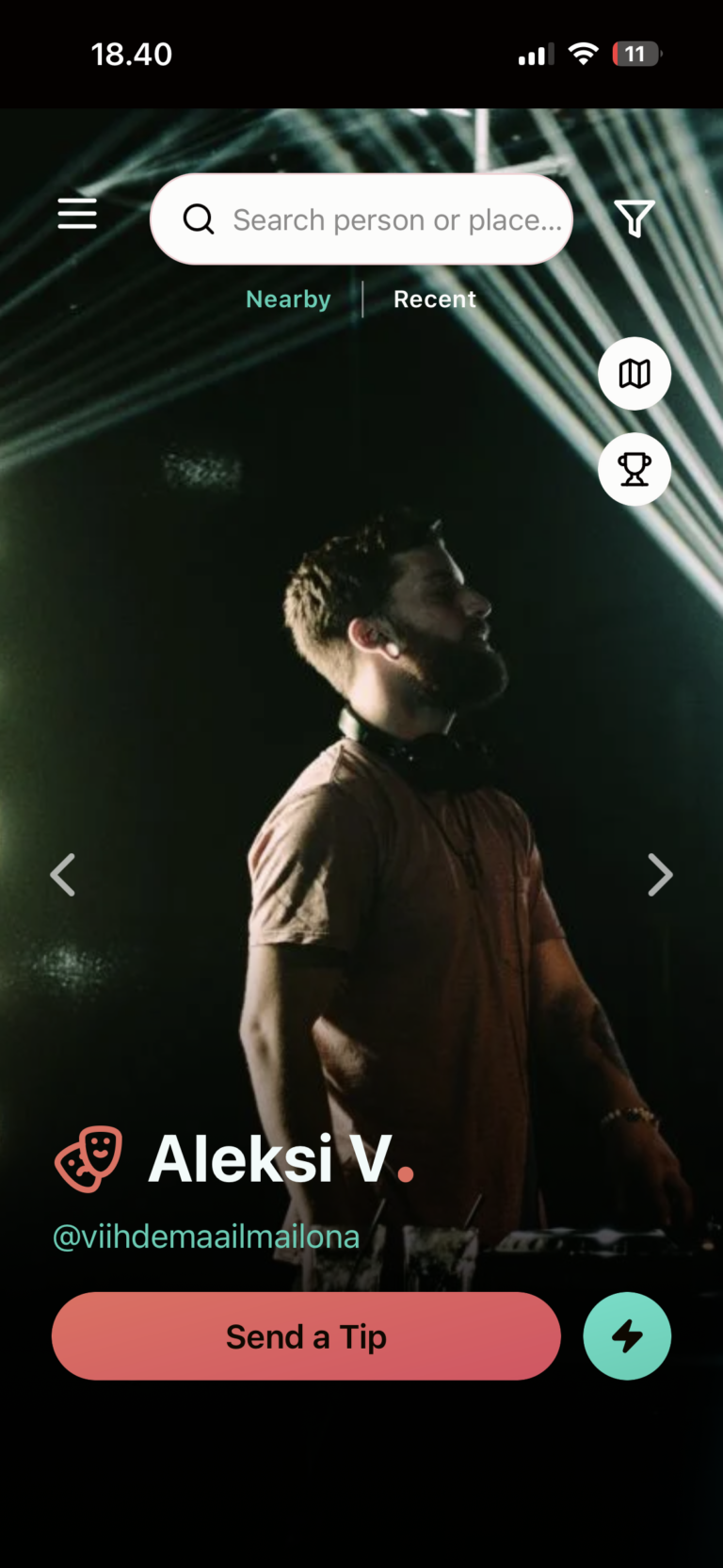 DJ